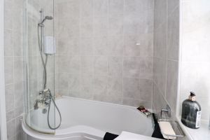 TYLNEY CLOSE- click for photo gallery